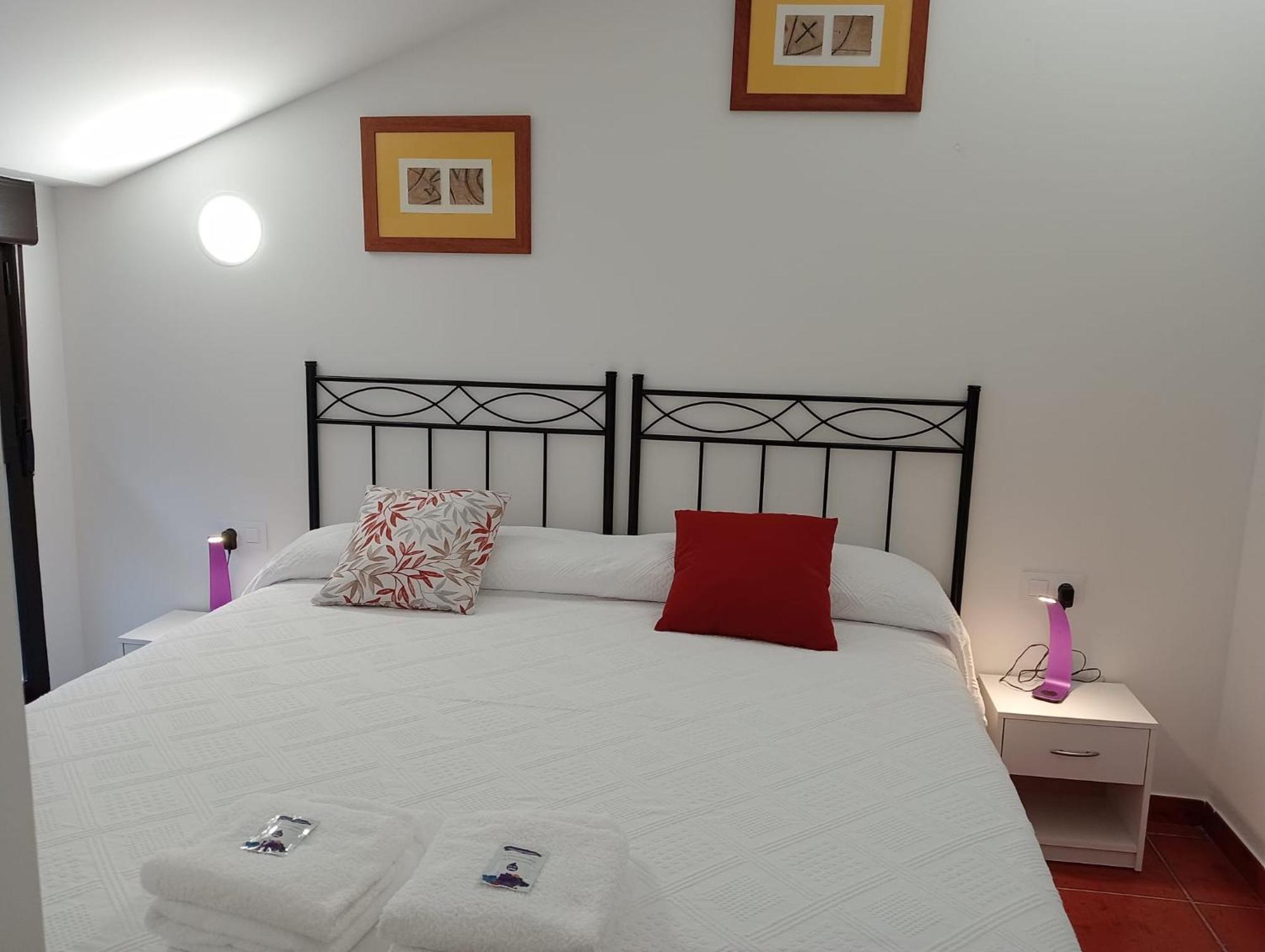 La Piedra En Pleno Centro Historico Con Dos Y Dos Banos Apartamento Nájera